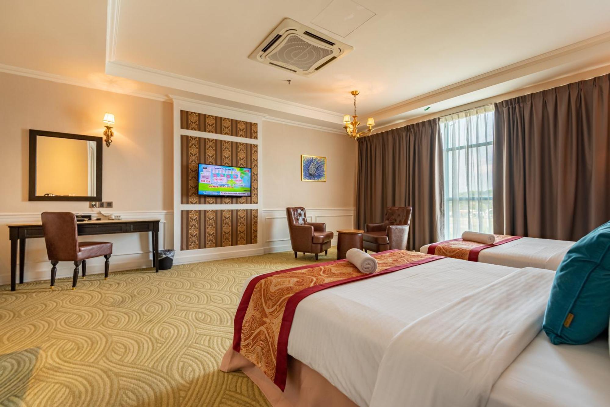 Tasik Villa International Resort Porto Dickson Exterior foto Deluxe Family Room